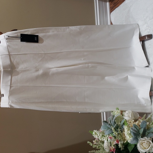 Nwt JNY white stretch pants wide legs high waist - Picture 3 of 12